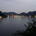 Lakeviewcabin - King With Balcony ゲストハウス コモ