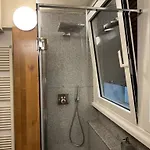Lakeviewcabin - King With Balcony
