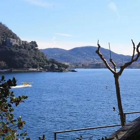 Pensjonat Lakeviewcabin - King With Balcony 3*