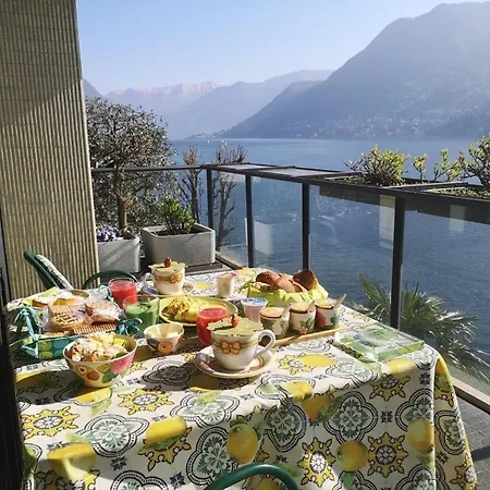 Lakeviewcabin - King With Balcony 3* Côme