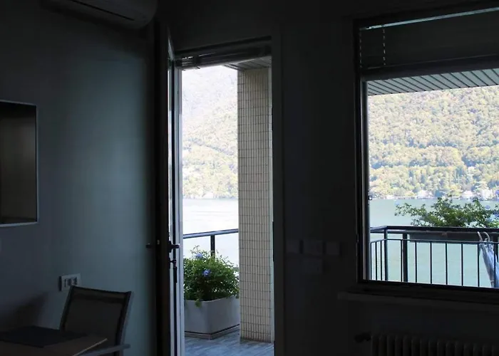 Lakeviewcabin - King With Balcony 科莫